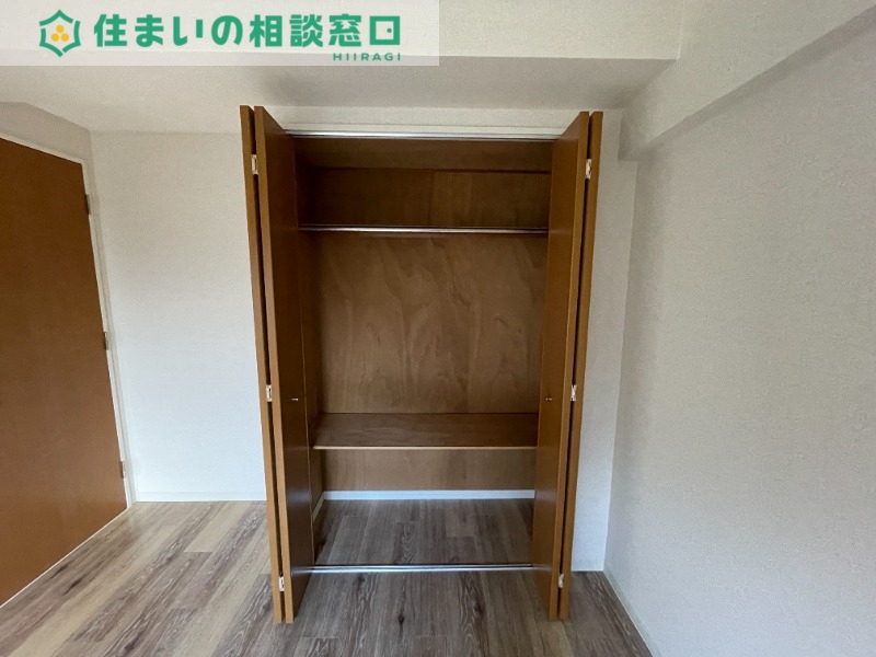 収納　同型