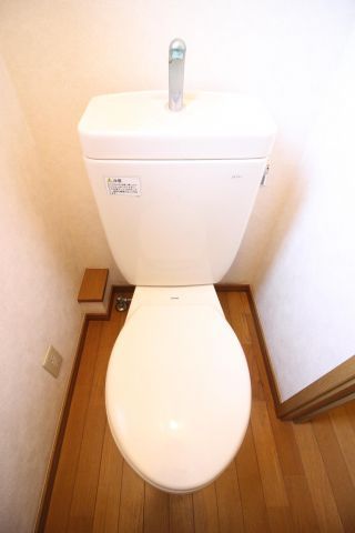 トイレ　（別タイプ参考写真）イースト本駒込　文京区本駒込1
