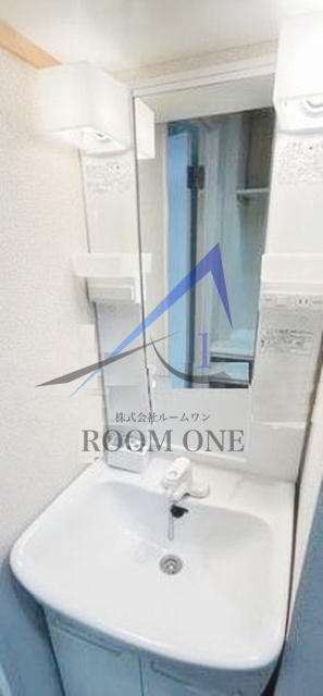 洗面設備　洗面台です。
