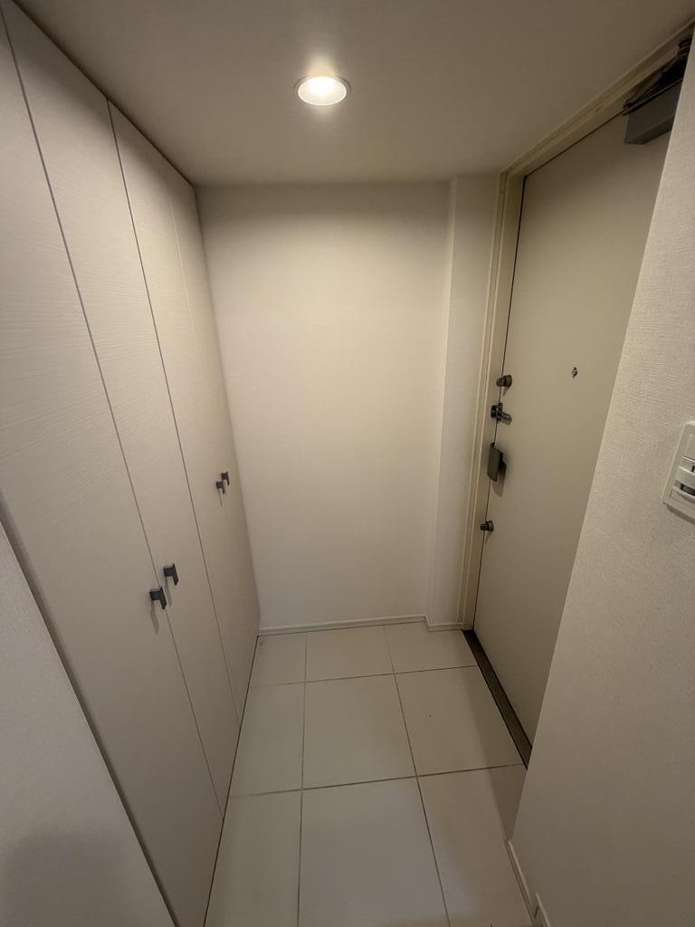エスタート三田の玄関写真