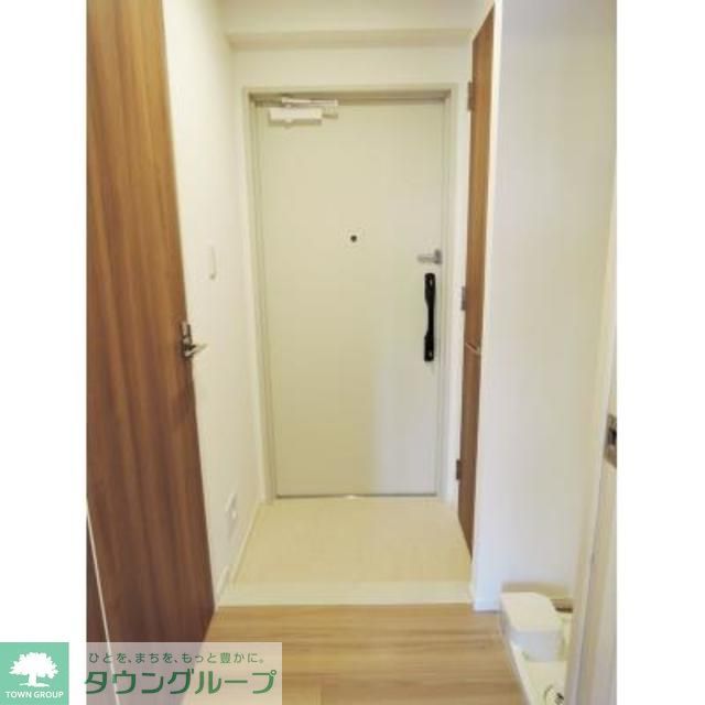 玄関　※写真は同タイプ住戸です。