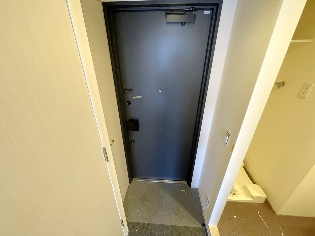 玄関　※清掃中のお部屋です※