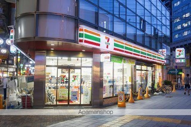 コンビニ　セブン－イレブン野田阪神駅前店（コンビニ）まで247m