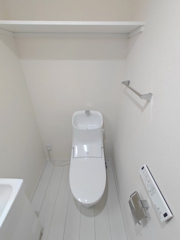 トイレ　※同物件参考写真