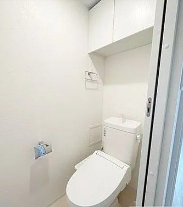 トイレ　別タイプ部屋　参考写真です