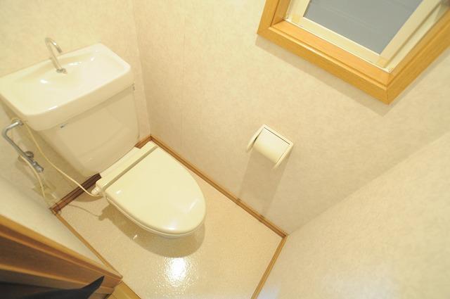 トイレ　※別部屋参考写真