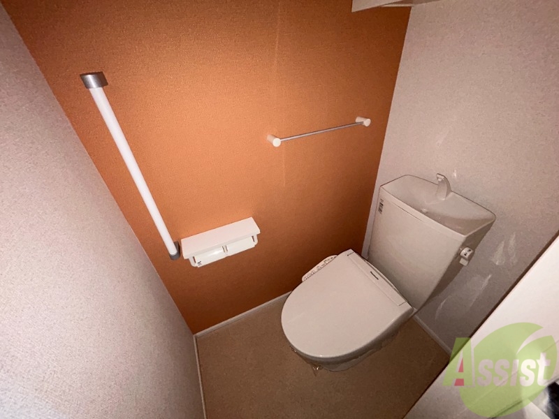 トイレ　トイレは清潔感があり安心して使用できそうです。