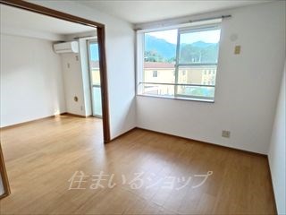 パラッツオ浜田の居間写真