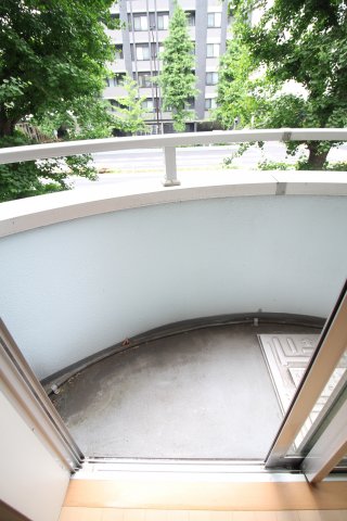 バルコニー　アール・ブリュット白山　文京区白山1　別部屋参考写真 アール