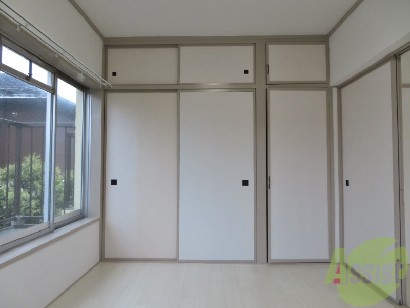 収納　収納です、幅がしっかりありますので沢山入りそうです