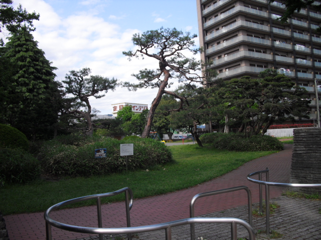 【コーポ宝の公園】