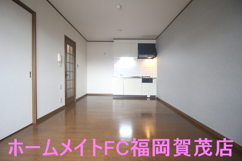 地下鉄七隈線 次郎丸駅 徒歩8分 2階建 築28年の居間写真