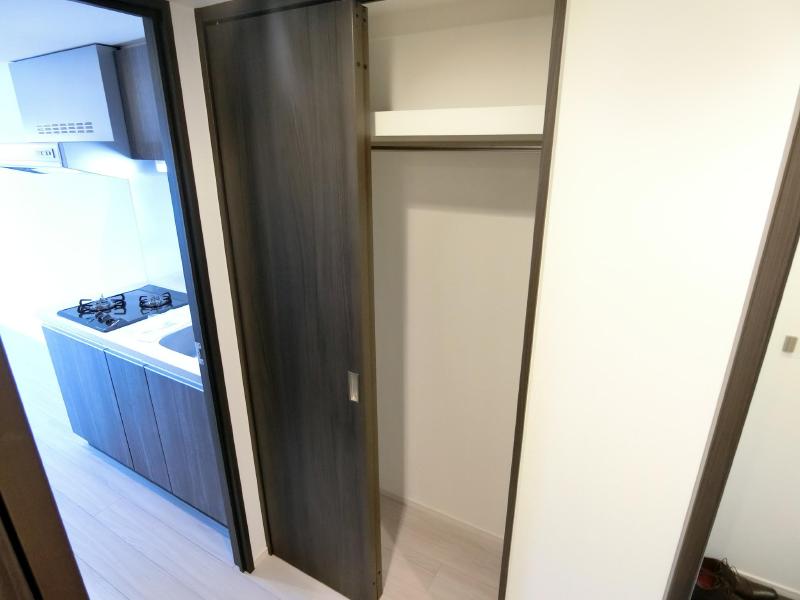 【ＡＲＴ　ＡＰＡＲＴＭＥＮＴ　ＩＮ　ＴＯＫＹＯ　ＮＯＲＴＨの収納】