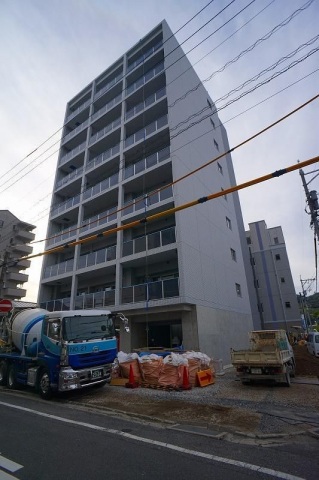 広島市西区中広町のマンションの建物外観