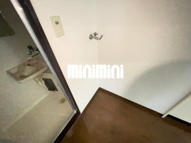 その他部屋・スペース　室内洗濯機置き場完備です。