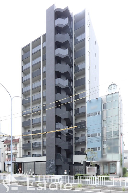 名古屋市天白区古川町のマンションの建物外観