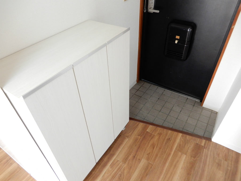 玄関　シューズボックス