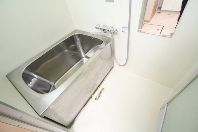 洗面設備　銀風呂！！