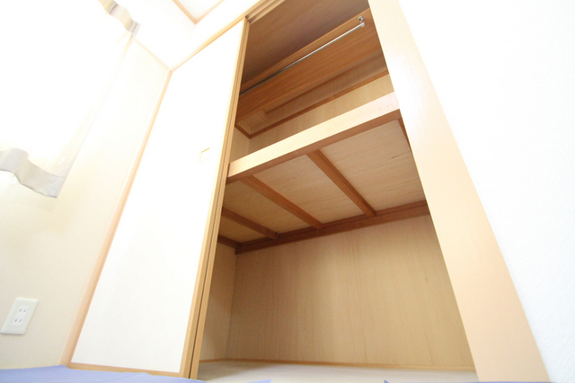 玄関　布団もしまえるよ