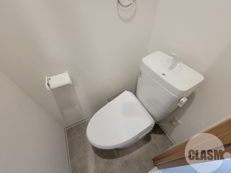 トイレ　ウォシュレット付きです♪