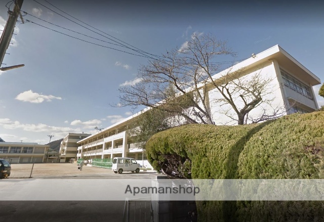 小学校　田野浦小学校（小学校）まで291m