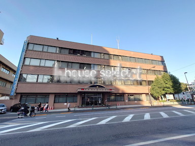 警察署・交番　本富士警察署（警察署・交番）まで689m