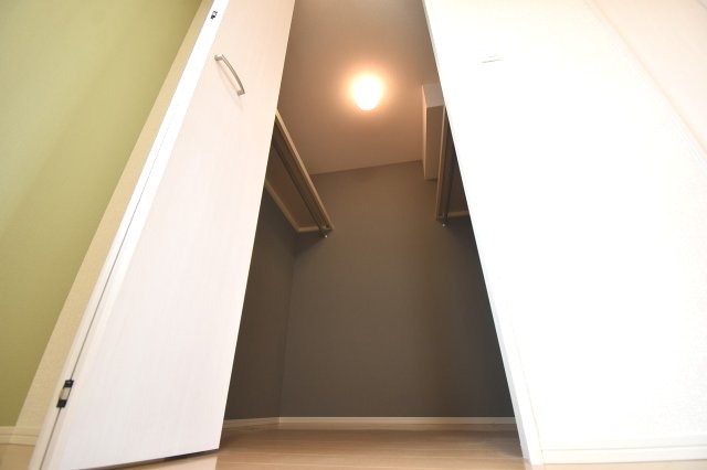 収納　ウォークインクローゼット