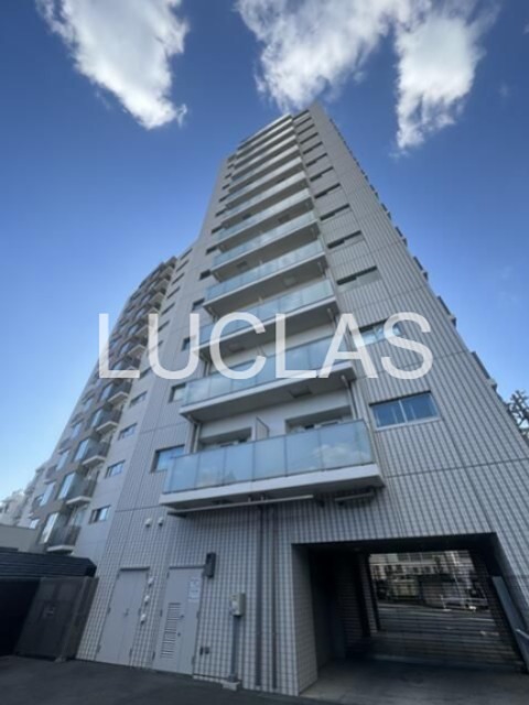 建物外観　『想いの先を照らし出す。』信頼が必要だからこそ、ルクラスへお