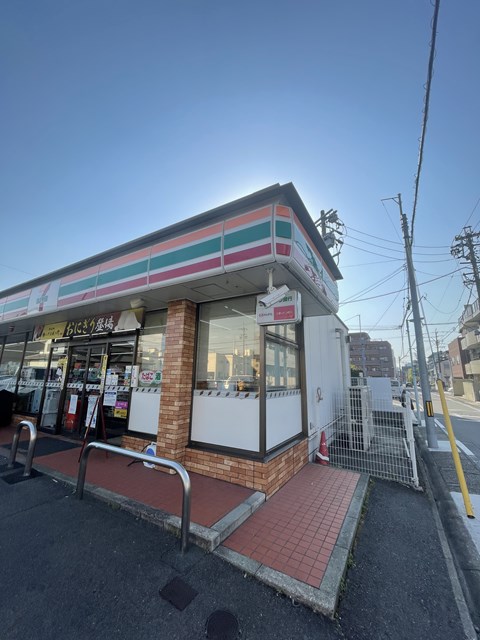 コンビニ　セブンイレブン 名古屋仲田1丁目店（コンビニ）まで328m