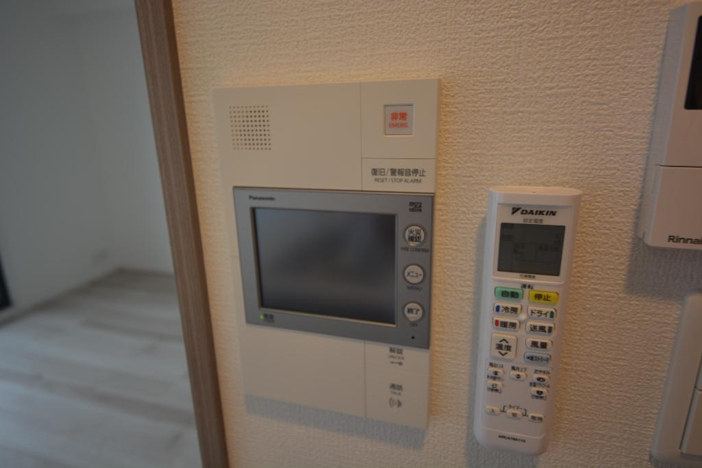 セキュリティ　カメラ付インターホン