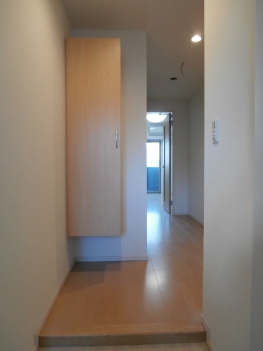 玄関　シューズボックスございます♪