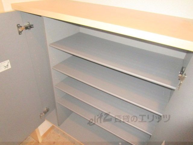 その他設備　下駄箱