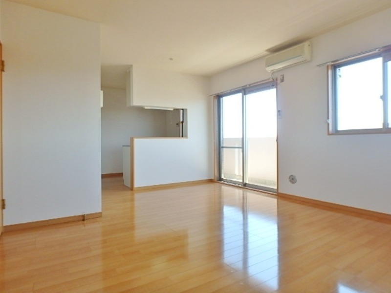 居室・リビング　図面と現状に相違がある場合には現状を優先