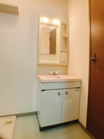 洗面設備　朝の支度には欠かせない独立洗面台★