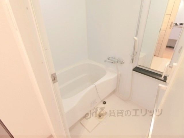 バス・シャワールーム　風呂