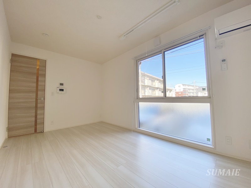 居室・リビング　7.8帖洋室☆