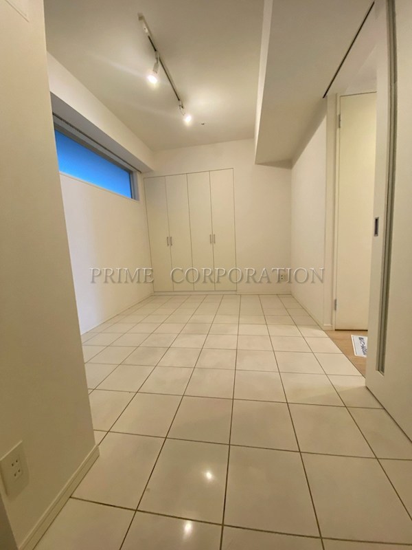 玄関　※参考写真※