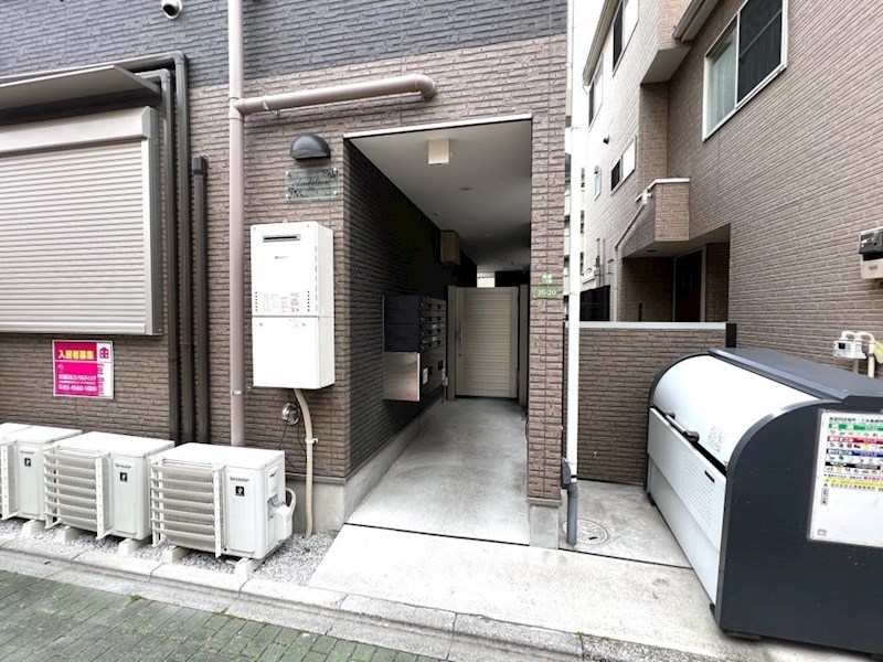 エントランス　建物エントランス