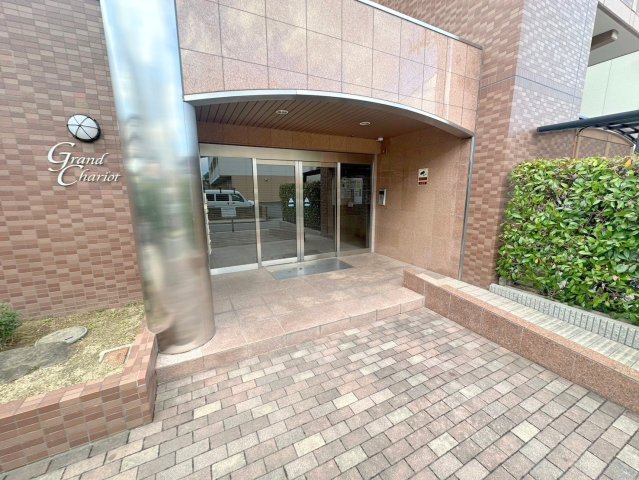 エントランス　綺麗なエントランスです。