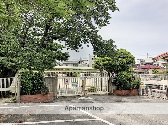 幼稚園・保育園　共長保育園（幼稚園・保育園）まで541m