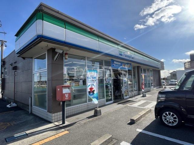 コンビニ　ファミリーマート　豊田竹元町店（コンビニ）まで735m