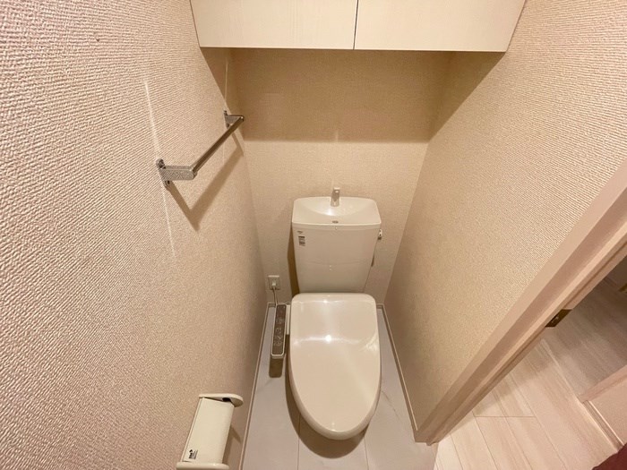 トイレ　快適な温水洗浄便座