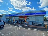 コンビニ　ローソン高松多肥上町店さん（コンビニ）まで400m