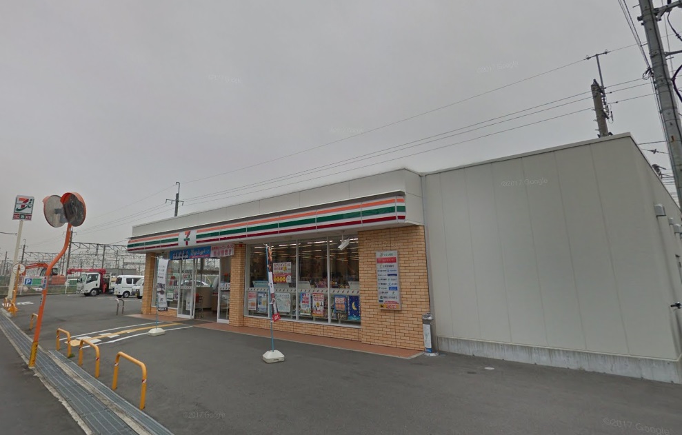 コンビニ　セブンイレブン 摂津千里丘4丁目店（コンビニ）まで210m