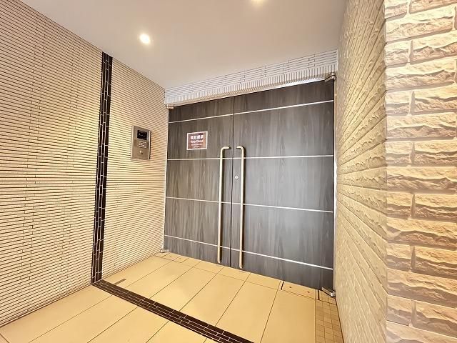 エントランス　他号室の写真です。