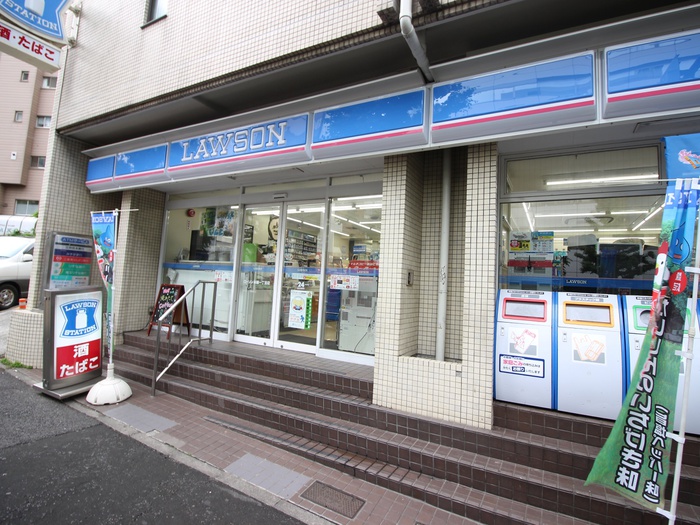 コンビニ　ローソン（コンビニ）まで48m
