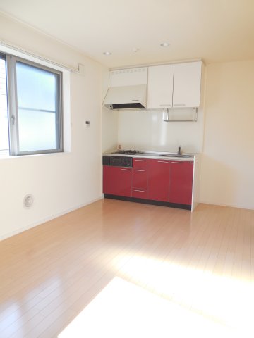 居室・リビング　★明るいフローリングの角部屋です★