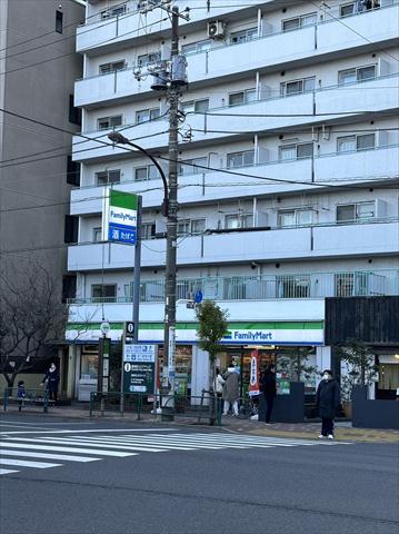 コンビニ　ファミリーマート本所立川三丁目店（コンビニ）まで440m