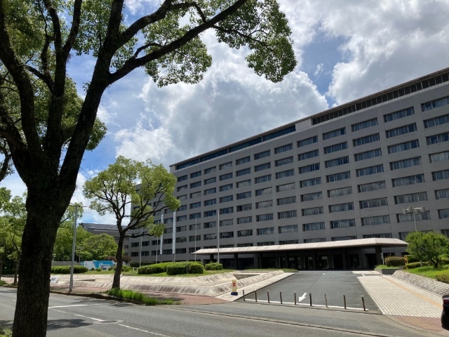 警察署・交番　福岡県警察本部（警察署・交番）まで1101m