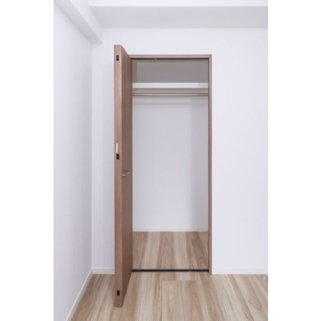 収納　【収納】建築中、１階の写真です。